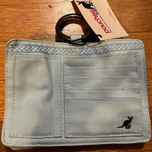 Pouchee purse helper